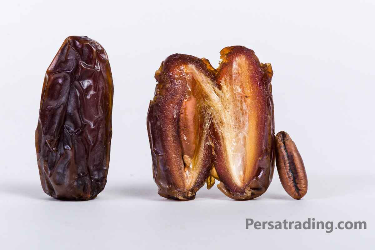 What Does Pitted Dates Mean?