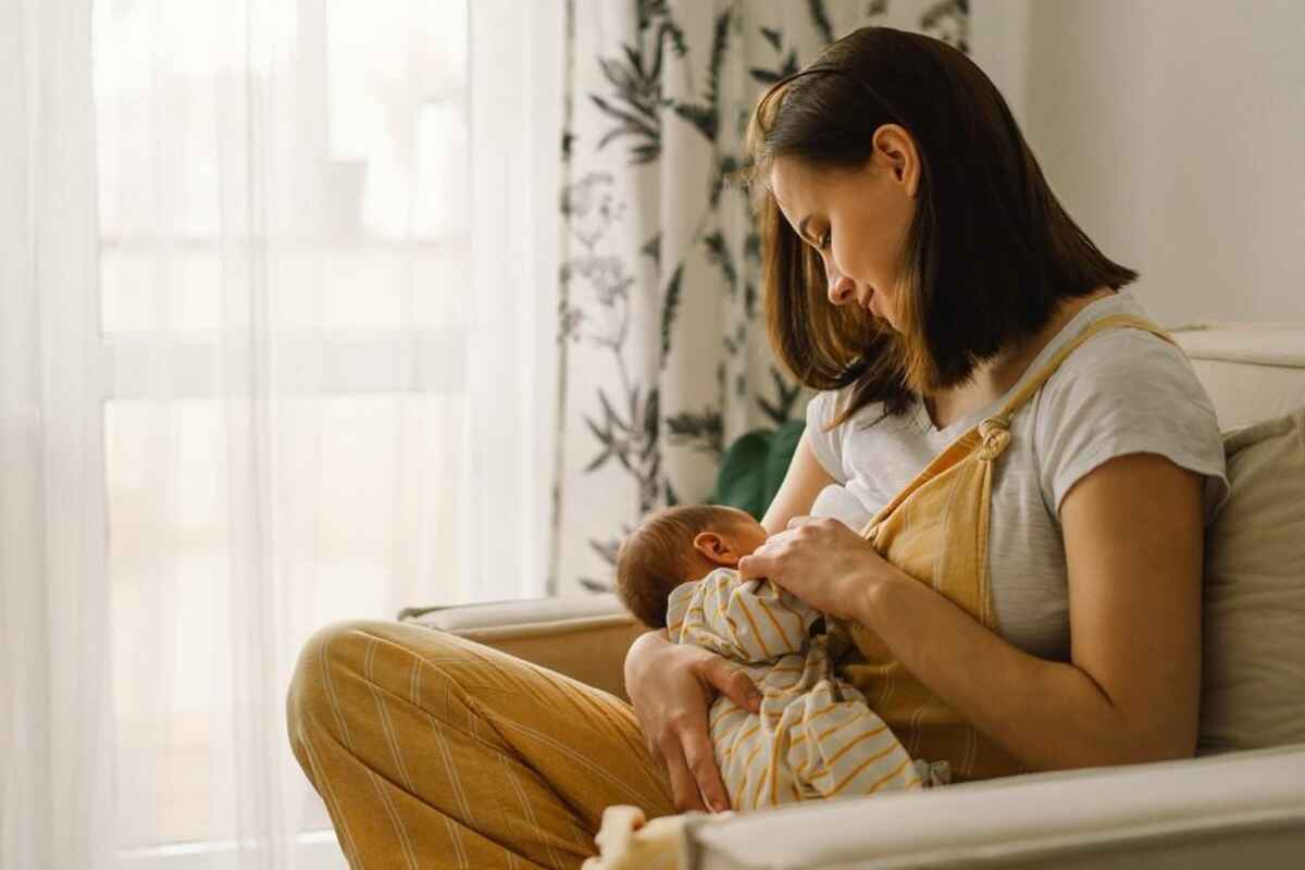 Dates Benefits for Breastfeeding Mothers: 8 Benefits you Should not Ignore!