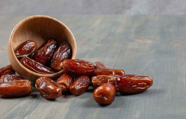 How to determine the quality of dates without tasting them?