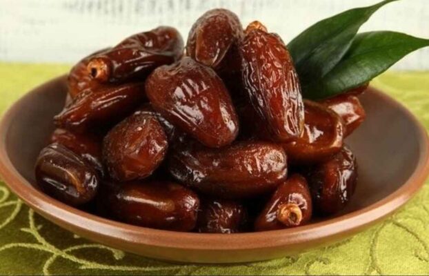 Benefits of Eating Dates on Empty Stomach