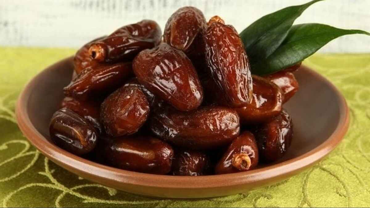 Benefits of Eating Dates on Empty Stomach